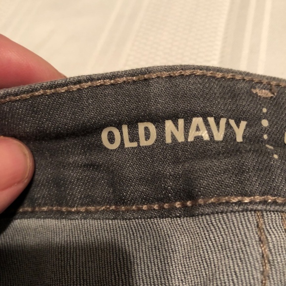 Old Navy mid rise - Rockstar jeans size 16 regular fit- new or like new jeans - Picture 5 of 9